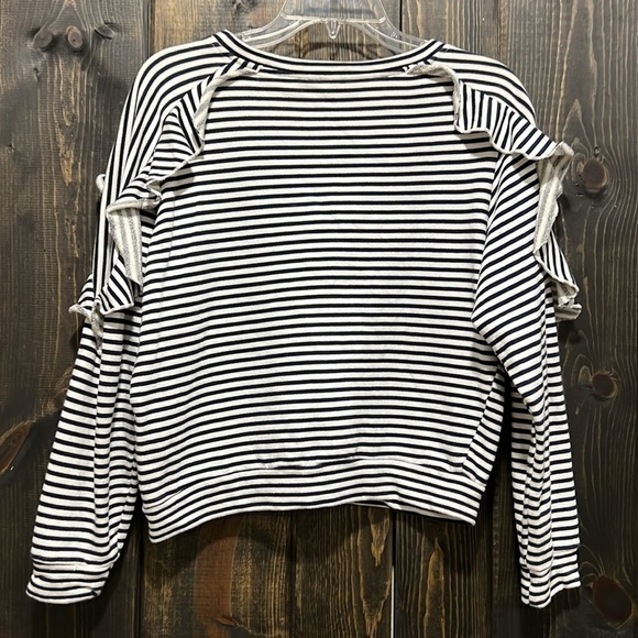 Ruffle‎ Sleeve Striped Sweater S Black White Jersey Knit Casual Cropped Boho - Picture 5 of 8